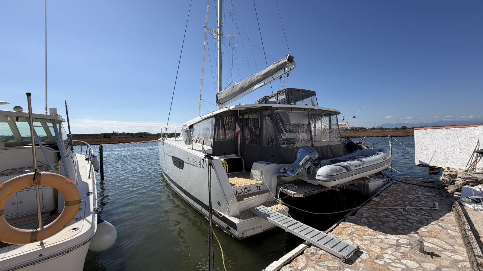 QdiDy_fountaine_pajot_astrea_42_2024_12_.jpg
