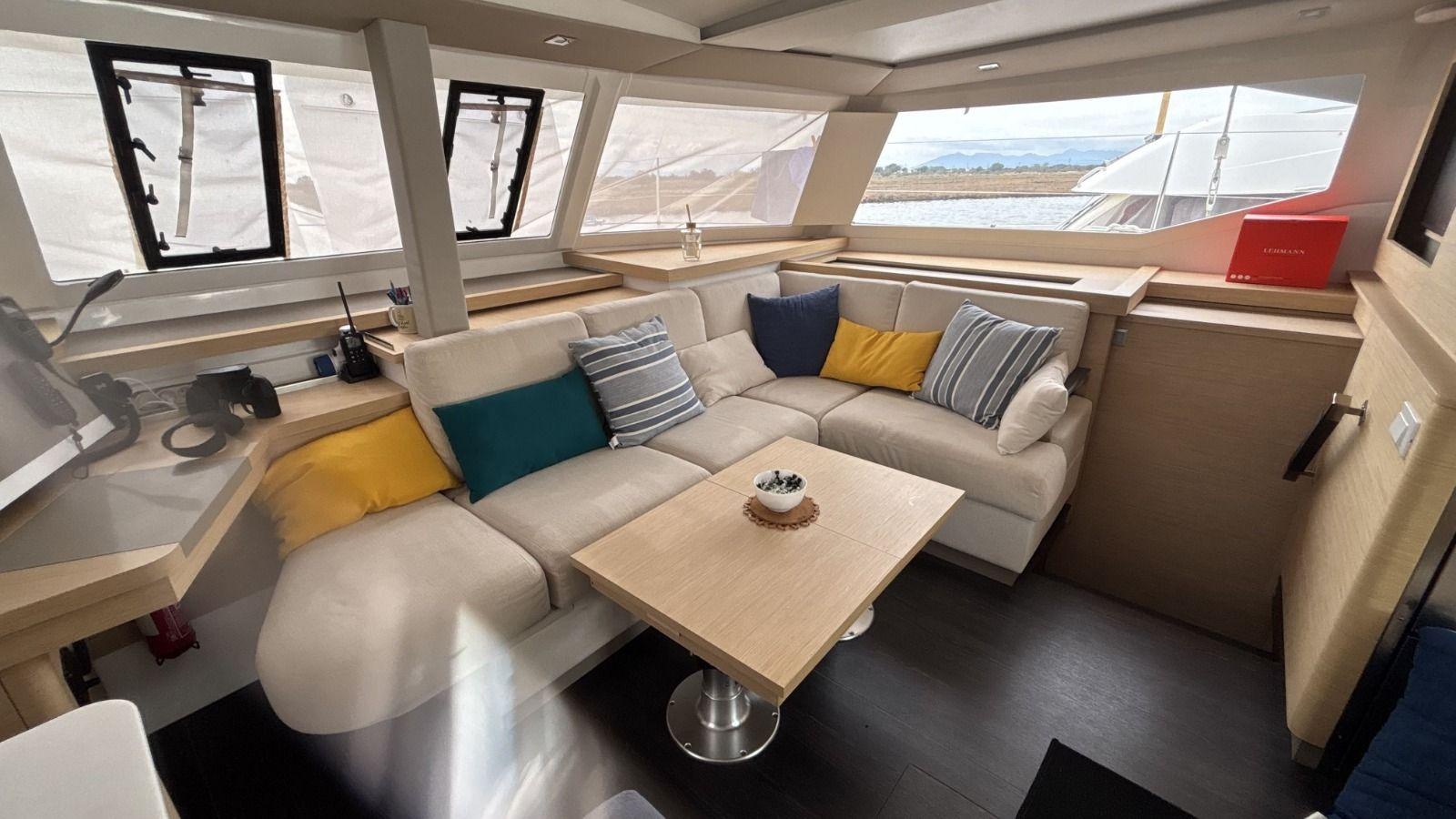 VF5R8_fountaine_pajot_astrea_42_2024_23_.jpg